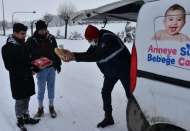 Bin 600 saha personeli ve 562 araçla yolda kalanlara hizmet veriliyor