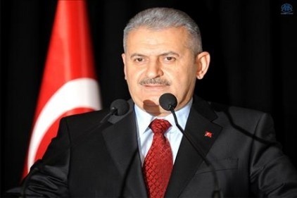 Binali Yıldırım&#039;ın ilk mesajı: Türkiye&#039;yi uçuracağız