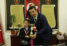 Binicilikte şampiyonluk kupası GKV’li Beril Dörtkol’un