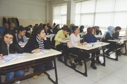 Binlerce öğrenci YKS sınavına hazırlanıyor