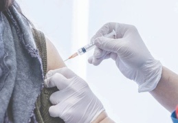 BionTech aşısı için 3. doz değerlendiriliyor