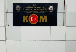 Bir araçta 1 milyon 500 bin makaron ele geçirildi