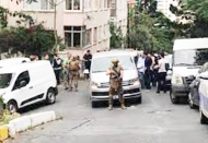 Bir evde zorla tutulan yabancı uyruklu 3 şahıs kurtarıldı