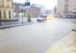 Bir günde ikinci kez sel vurdu 