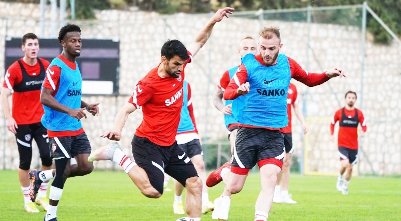 Bir günlük iznin ardından antrenmanlar başladı