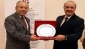 Bir hoca daha emekli oldu