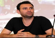 Bir insanın çiğnediği sakızı bile yere atmaması aslında büyük bir duyarlılık