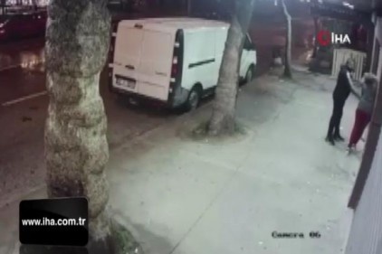 Bir kadına şiddet görüntüsü de Bursa&#039;dan