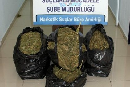 Bir kişi 6 kilo esrarla yakalandı