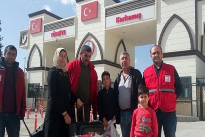 Bir kısmı dönüyor, keşke hepsi gitse!