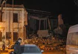 Bir metruk binada kısmi çökme oldu, herhangi bir can kaybı yok!