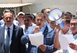 Bir sağlık çalışanı daha darp edildi