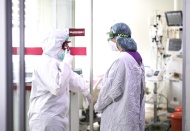 Bir sağlık çalışanı daha Koronavirüs nedeniyle yaşamını yitirdi