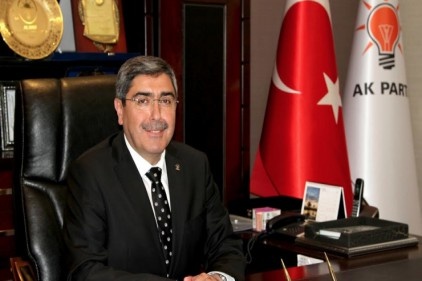 Bir toplumu doğururlar bir toplumu inşa ederler
