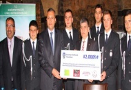 Bir tuğla da sen koy kampanyasına 2 bin lira koydular