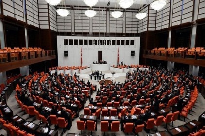 Bir vekilin haberleşme limiti 40 bin lira civarında
