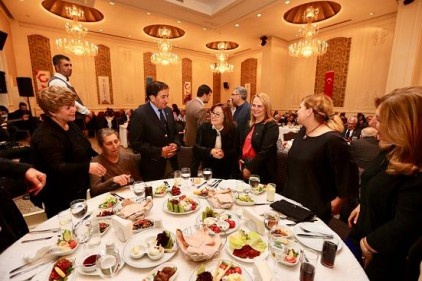 &#8220;Bir Yastıkta Kırk Yıl&#8221; projesi kapsamında 75 çifte yemek verildi