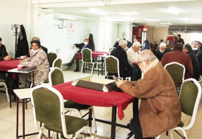 Bir yıl ödemesiz, faizsiz can suyu kredisi talep ediyor ve istiyoruz