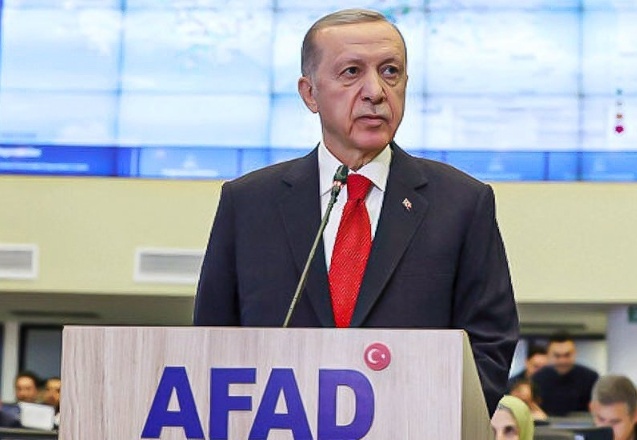 "Bir yılda her şey yeni baştan yapılacak, ölenlerin ailelerine 100 bin TL verilecek"