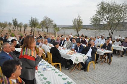 Birbirimizi büyütelim, çok sevdiğimizi söyleyelim