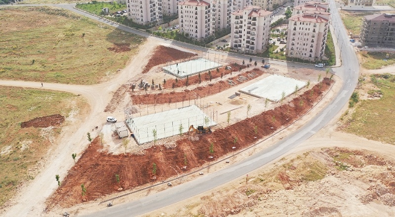 Birçok özelliği aynı anda sunacak