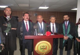 Birçok sorunun kaynağı, ülkenin gün geçtikçe demokrasiden uzaklaşması