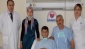 Biri babasının, diğeri eşinin böbreğiyle hayata tutundu