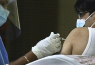 Birleşik Arap Emirlikleri, nüfusa oranla en fazla doz aşı yapılan ülke