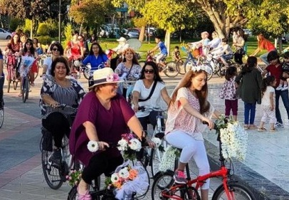 ‘Bisiklet kullanan erkek egemenliğe karşı alternatifiz’