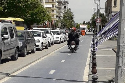 Bisiklet yolu amacı dışında kullanılıyor