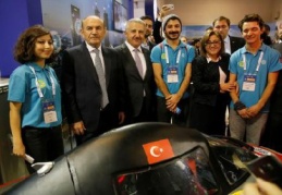 Bisiklet yolunu yaşamın parçası haline getirmeye çalışıyoruz