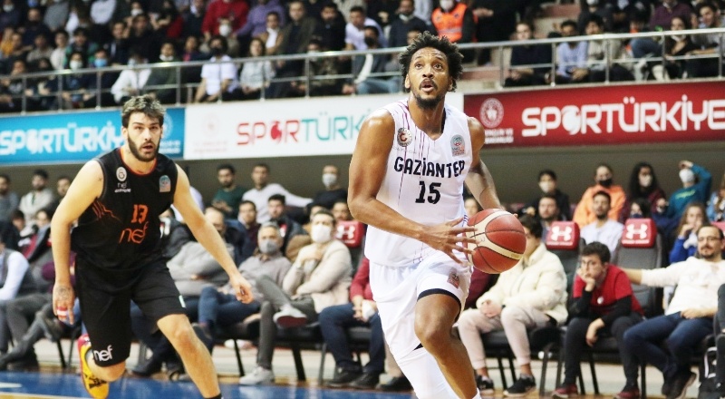 Bitci Türkiye Kupası: Gaziantep Basketbol, 77-62 mağlup