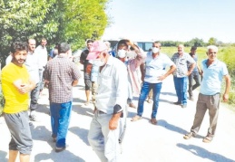 Biz vatandaş olarak yolumuzun bir an önce yapılmasını istiyoruz