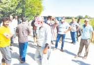 Biz vatandaş olarak yolumuzun bir an önce yapılmasını istiyoruz