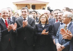 “Bize düşen güzellikleri büyütmek”