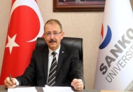 “Bizi seçecek öğrencilerin mutlaka insanları ve işini sevmesi gerekir”