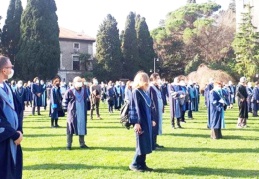 Boğaziçi mezunlarından, akademisyenlere destek