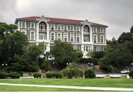 Boğaziçi ve Medeniyet Üniversitesi'nde 20'si Profesör 72 kişiye gözaltı kararı 