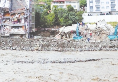 "Bölgede HES'ler iptal edilmezse yeni felaketler kaçınılmaz"