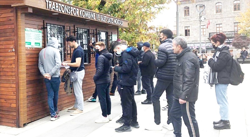 Bordo-mavili taraftarlar Gaziantep FK maçına yoğun ilgi gösteriyor