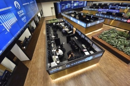 Borsa tepki alımlarıyla yükseldi