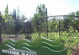 Botanik Parkı sonbahar renklerine boyandı