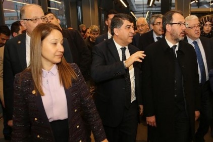 Böyle güzel bir merkezi İstanbul&#8217;da dahi görmedim&#8221;