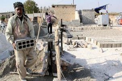Briketçiler, kentin yeniden inşasına katkıda bulunuyor