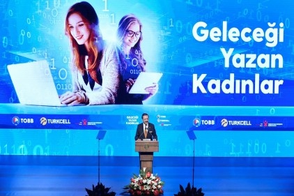 Bu projeyle teknolojinin erkeklere ait bir alan olduğu algısı yıkılacak