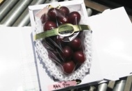 Bu salkım 83 bin liraya satıldı