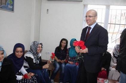 Bu seçim Türkiye için dönüm noktası