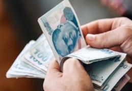 Bu süreçte en fazla sıkıntı çeken kesim küçük esnaf
