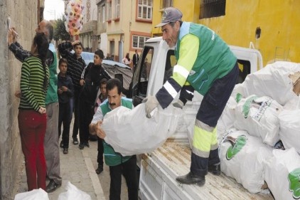 Budanan ağçlar 260 aileye yakacak olarak döndü