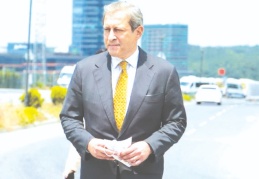 Bugün Galatasaray'da ciddi bir ayrışma var